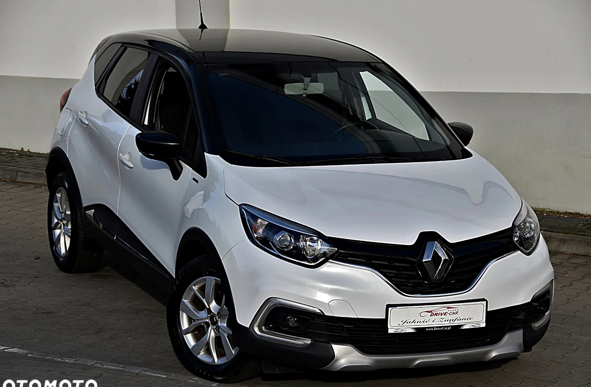 Renault Captur cena 56800 przebieg: 143000, rok produkcji 2019 z Lipiany małe 631